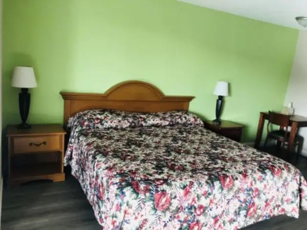 Flamingo Beach Inn Main image